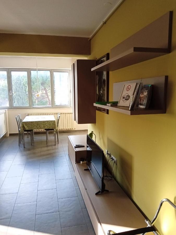 Apartment Laura Pula Zewnętrze zdjęcie