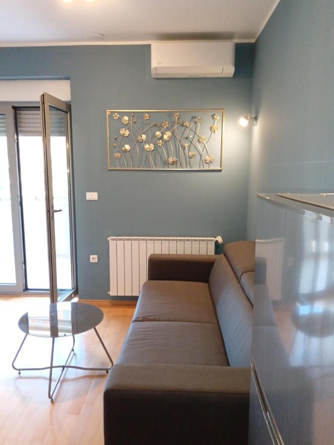 Apartment Laura Pula Zewnętrze zdjęcie